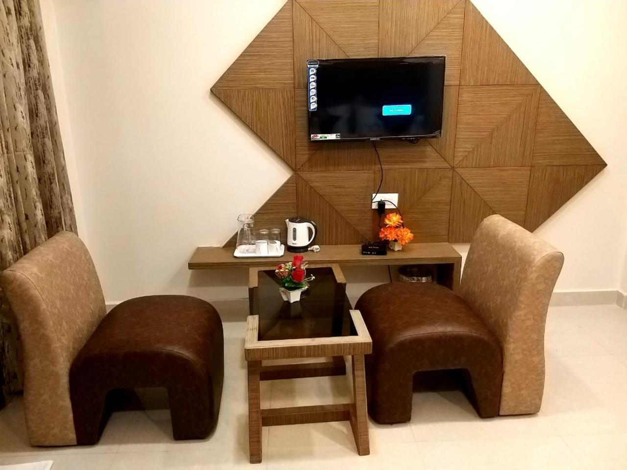 钦奈 Grand Elegant酒店 外观 照片