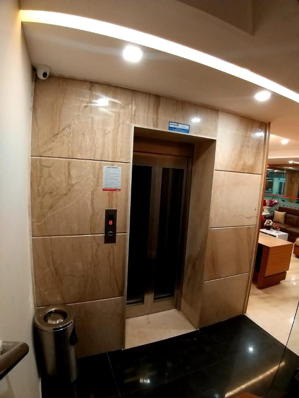 钦奈 Grand Elegant酒店 外观 照片